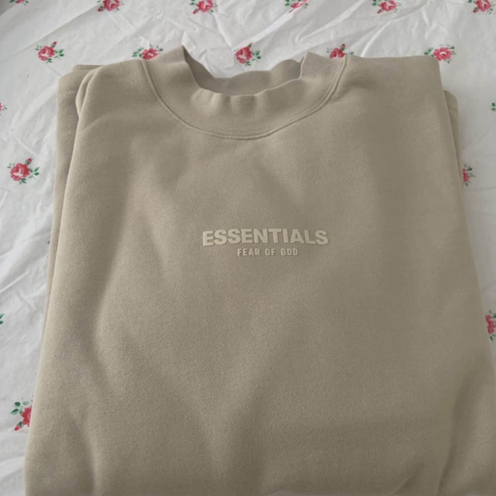 Essentials Fear if God Crew Neck NWT